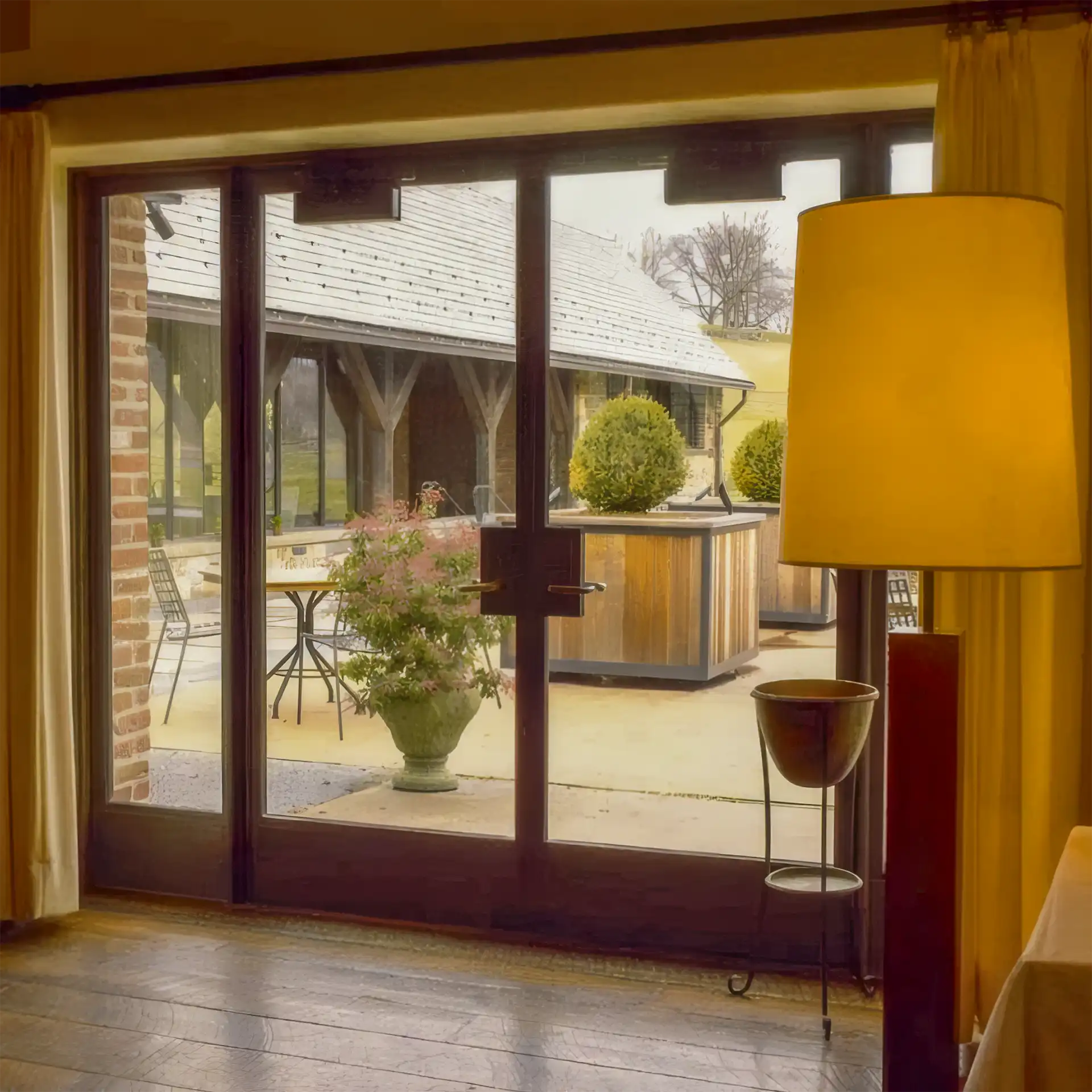 high_falls_windowsdoors-doors-commercial