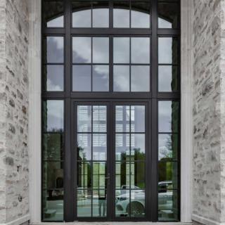 Reynaers Aluminum