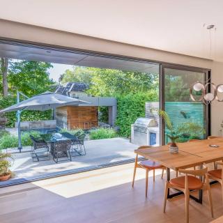 Reynaers Aluminum